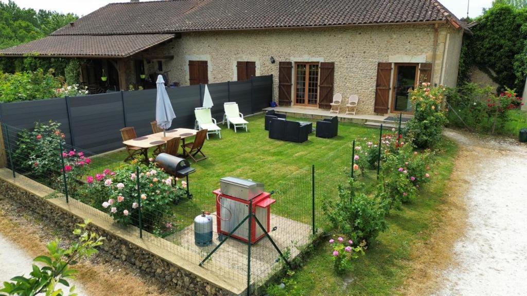 Chez Lucia A 15Min De Perigueux A 6Km Autoroute A89 Leilighet Eglise-Neuve-de-Vergt Eksteriør bilde